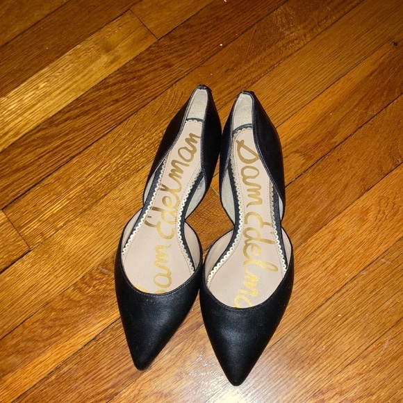 MUST GO ‼️ Sam Edelman Flats Pointed Flat. Read Description Below 👇